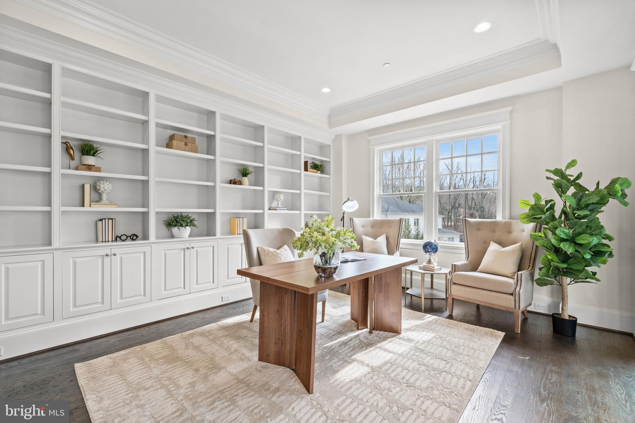 BURNING TREE - Residential