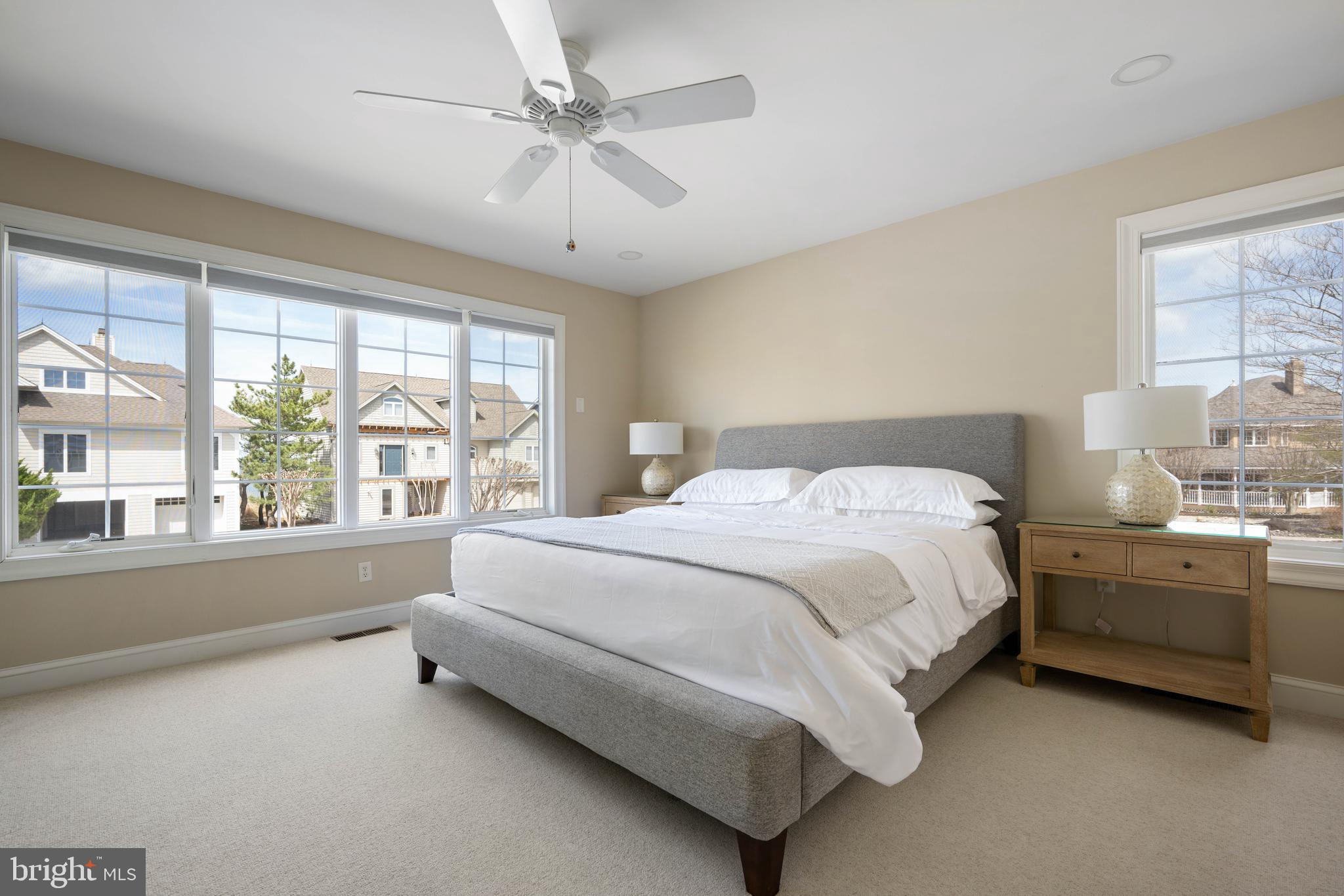 CAPE SHORES - Residential