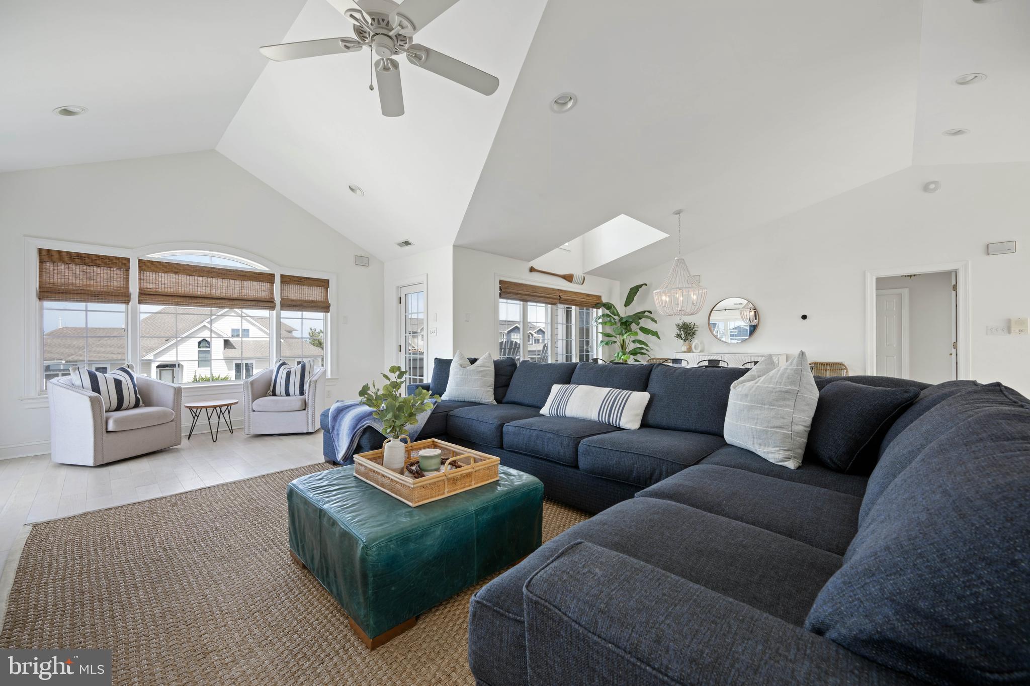 CAPE SHORES - Residential