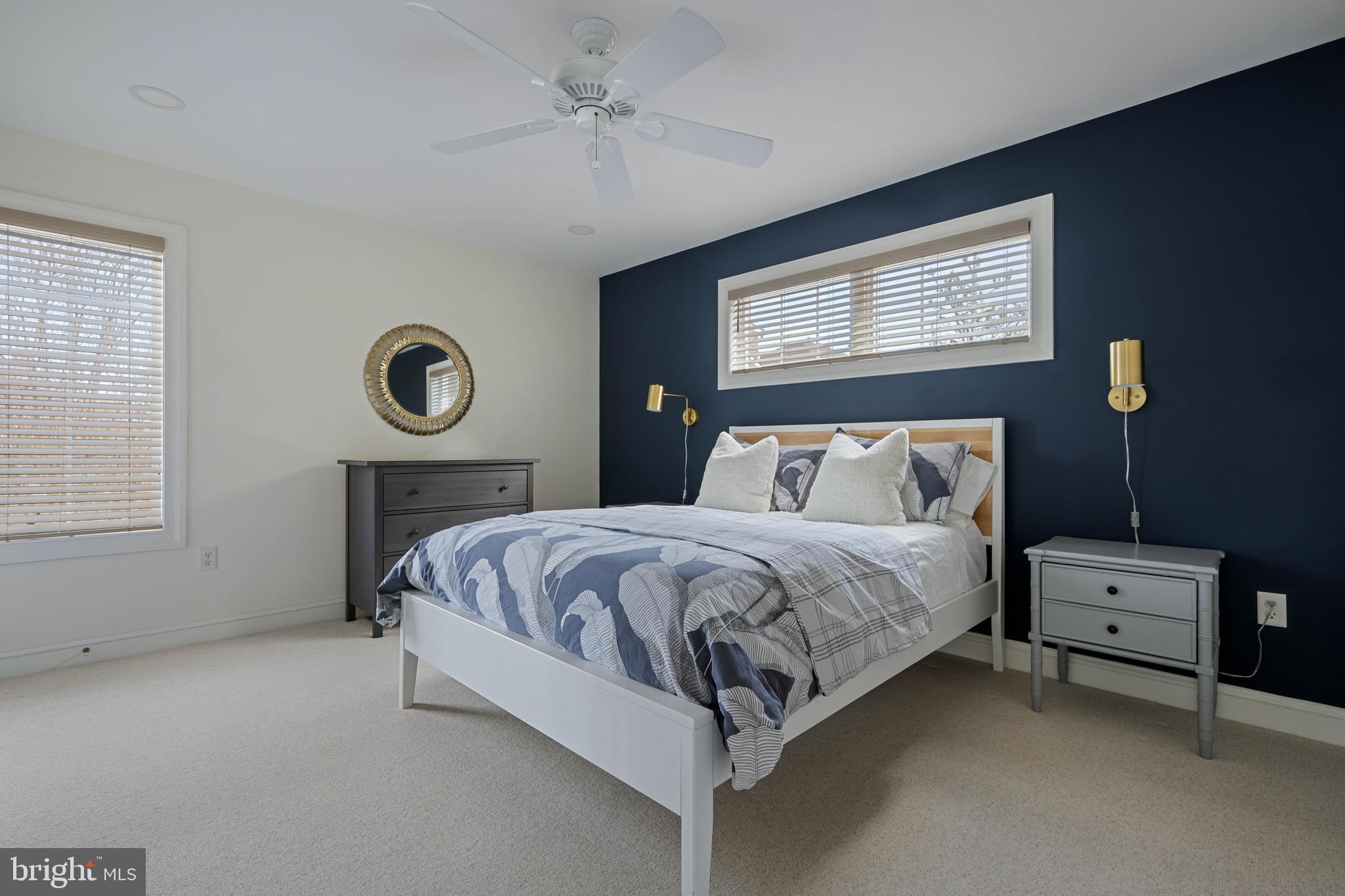 CAPE SHORES - Residential