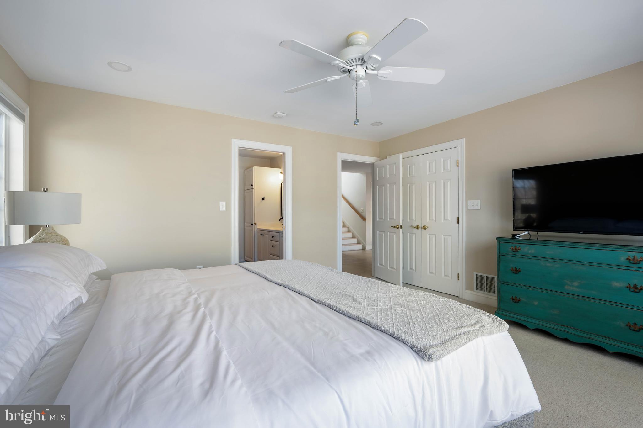 CAPE SHORES - Residential