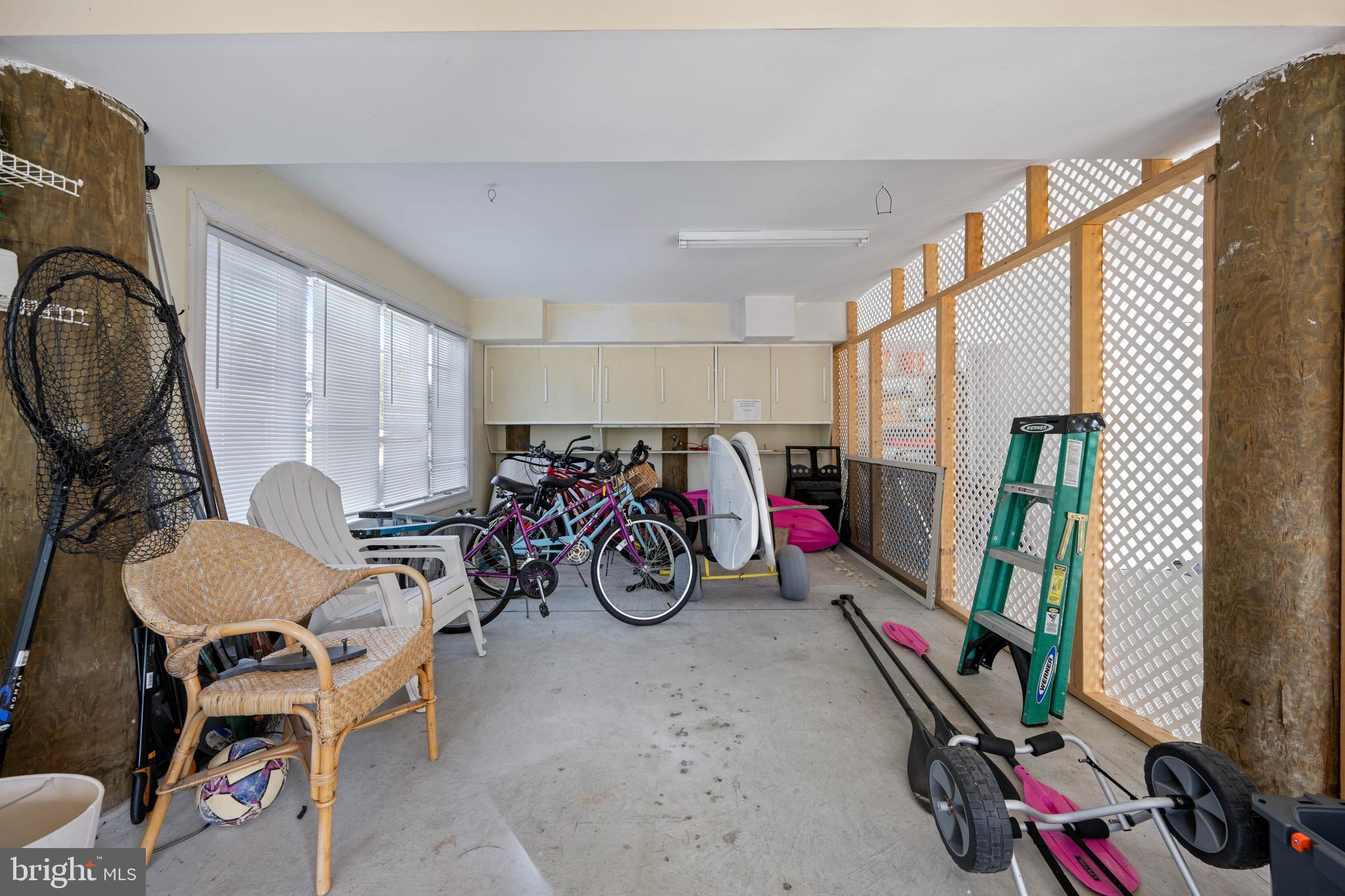 CAPE SHORES - Residential