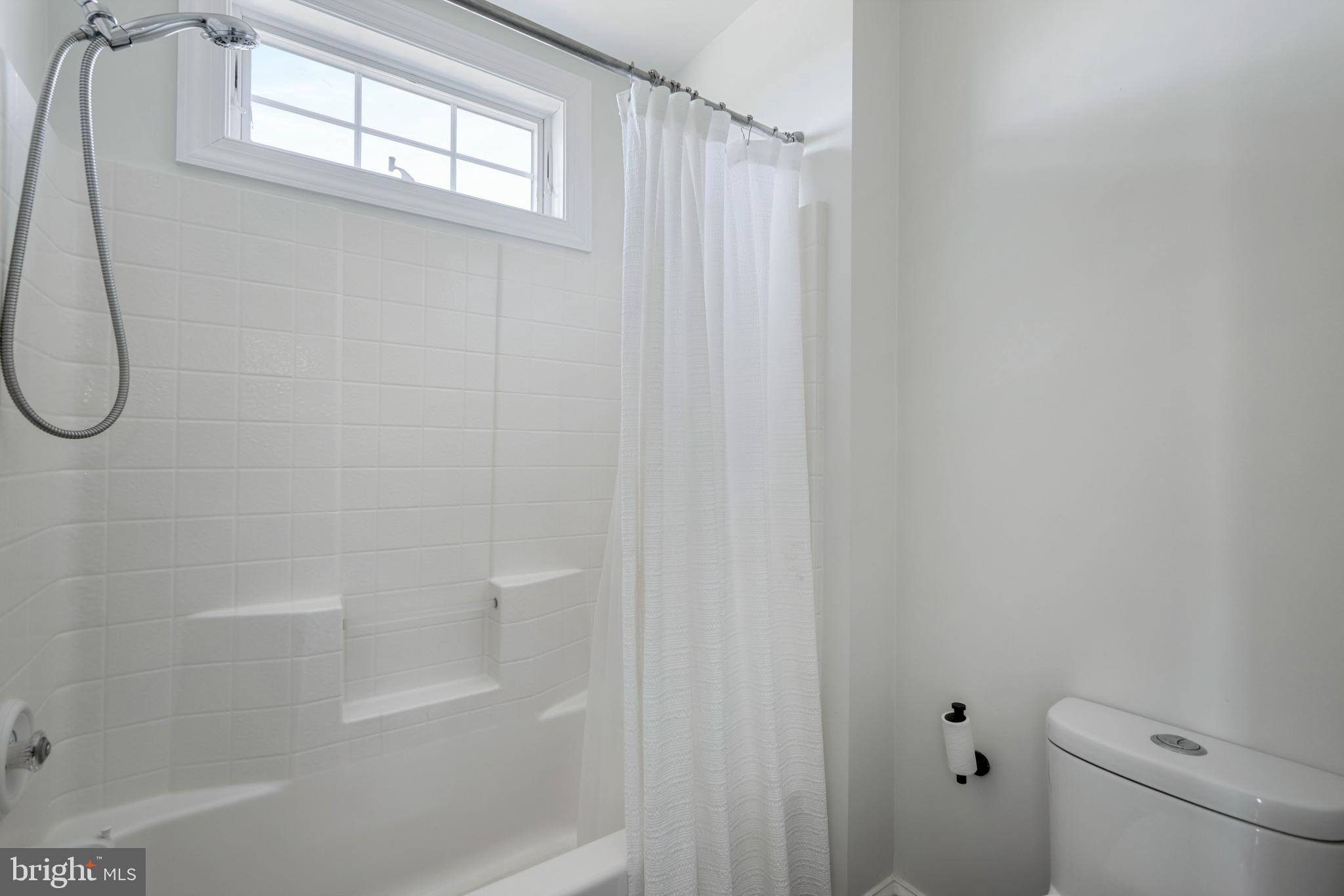 CAPE SHORES - Residential