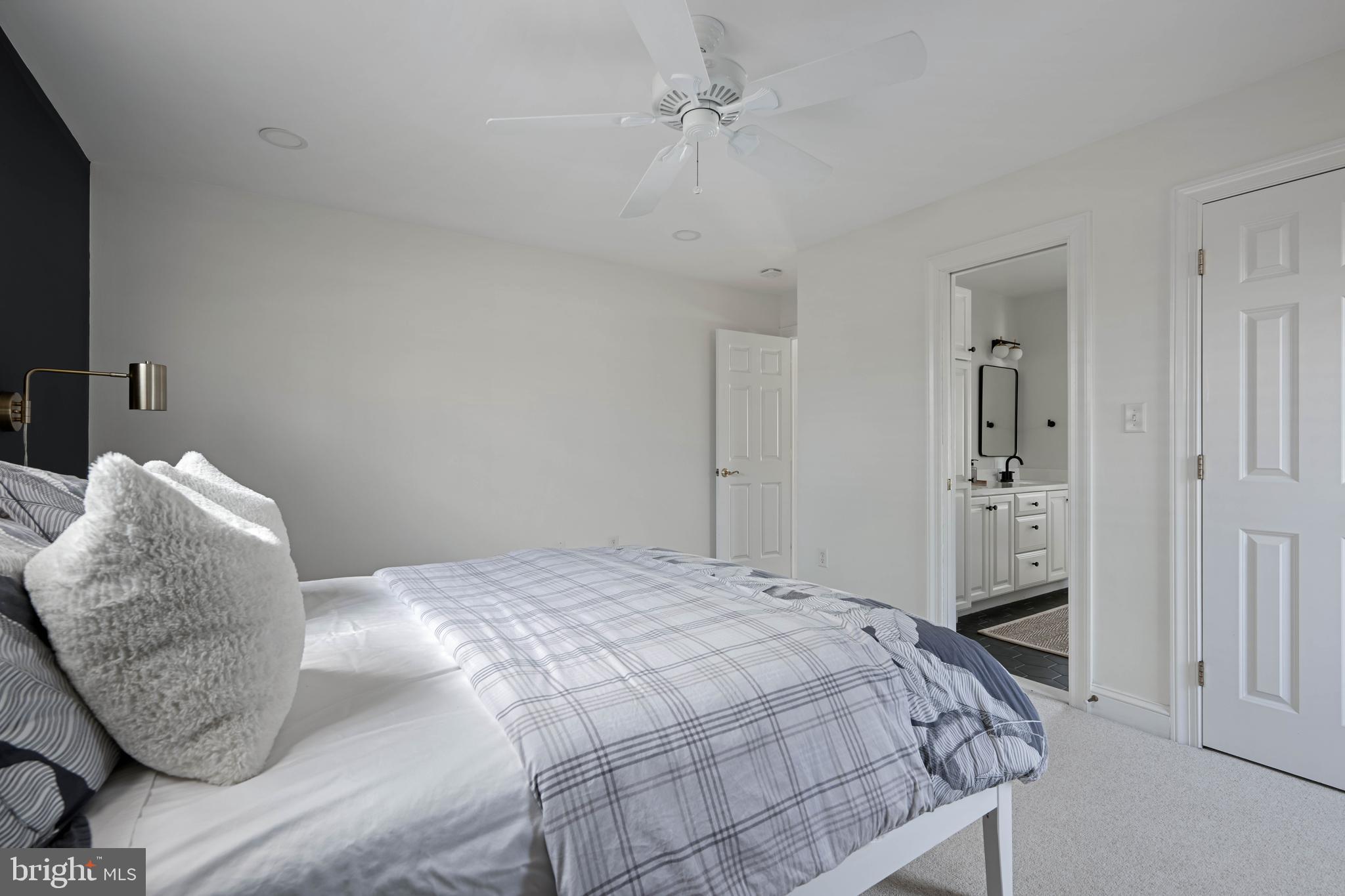 CAPE SHORES - Residential