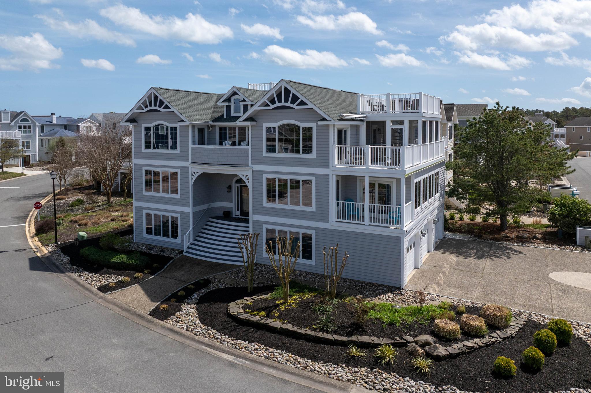 CAPE SHORES - Residential