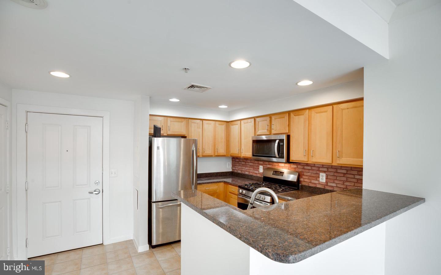 ELAN AT EAST MARKET - Residential Lease