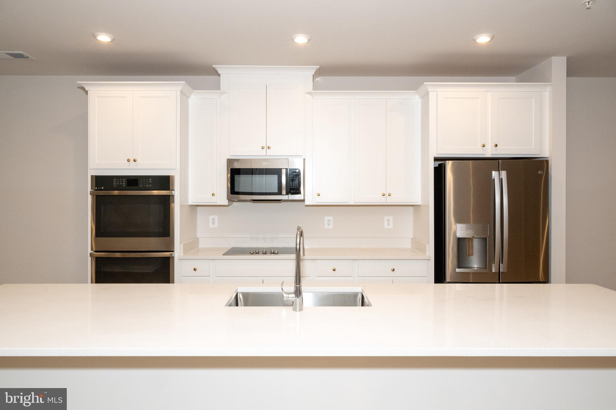 DULLES TECHNOLOGY - Residential Lease