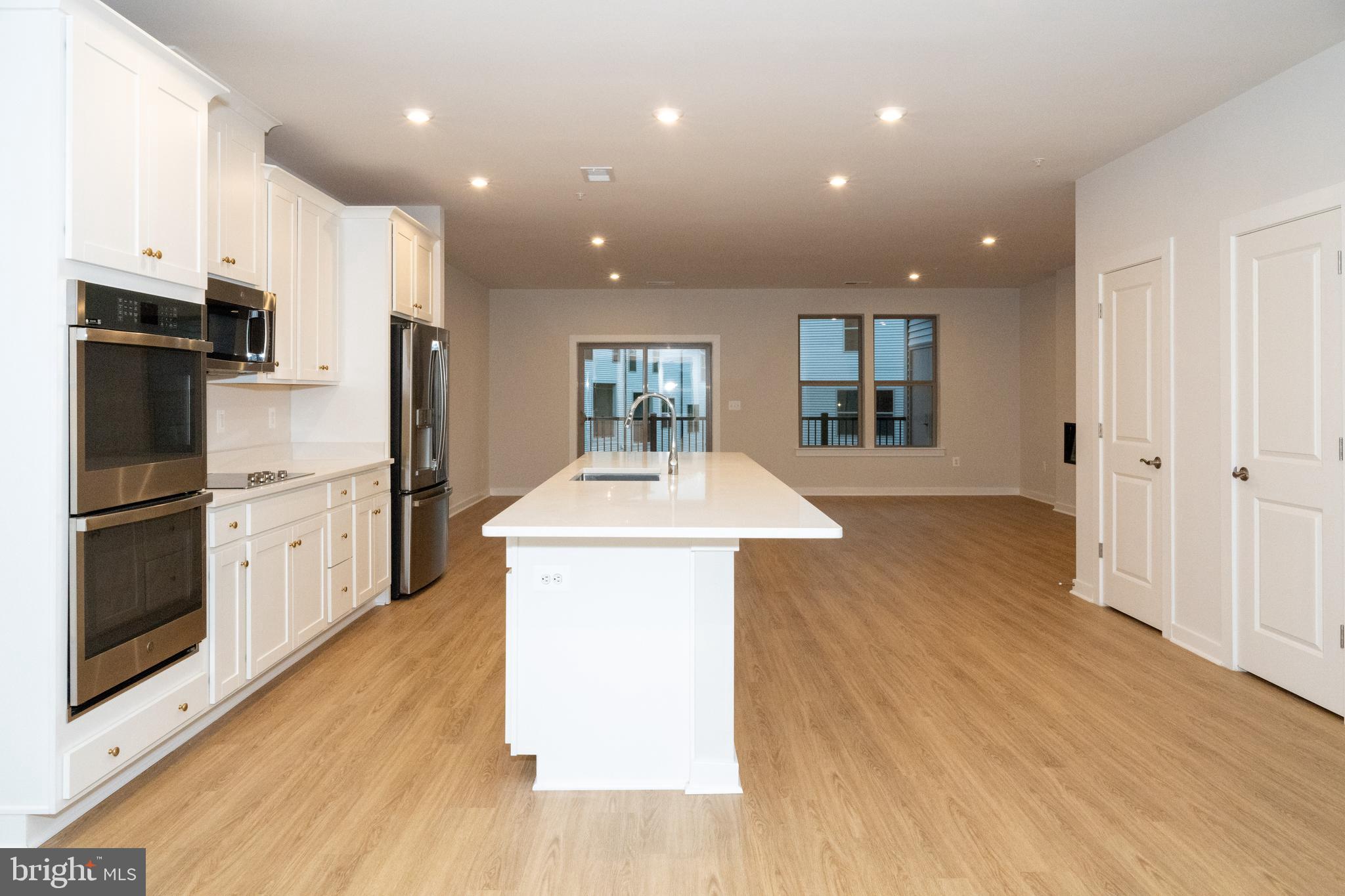 DULLES TECHNOLOGY - Residential Lease