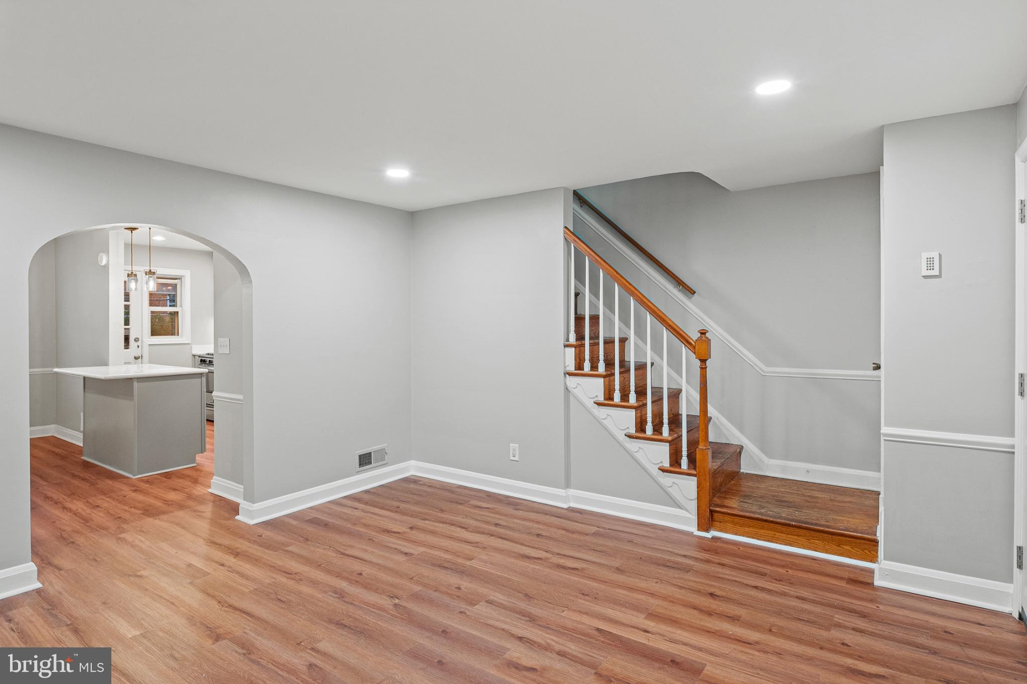 KNETTISHALL - Residential Lease