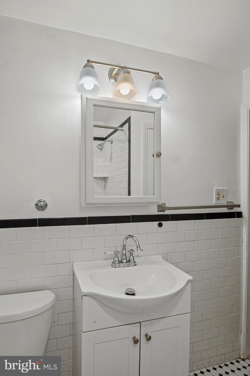 KNETTISHALL - Residential Lease