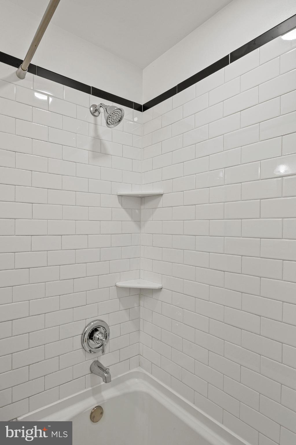 KNETTISHALL - Residential Lease