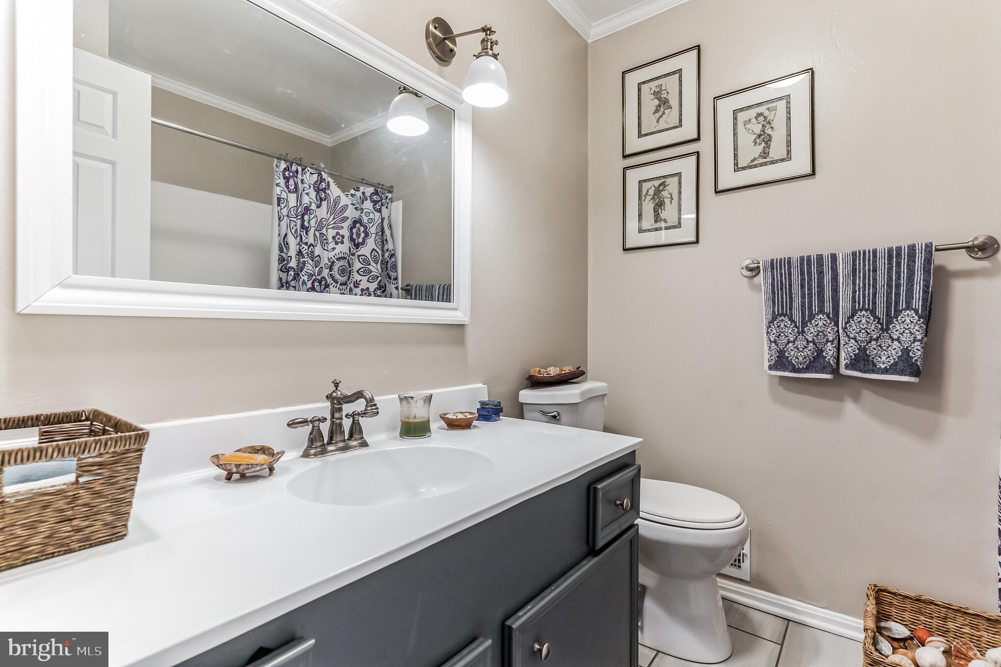 WOODSIDE PARK - Residential