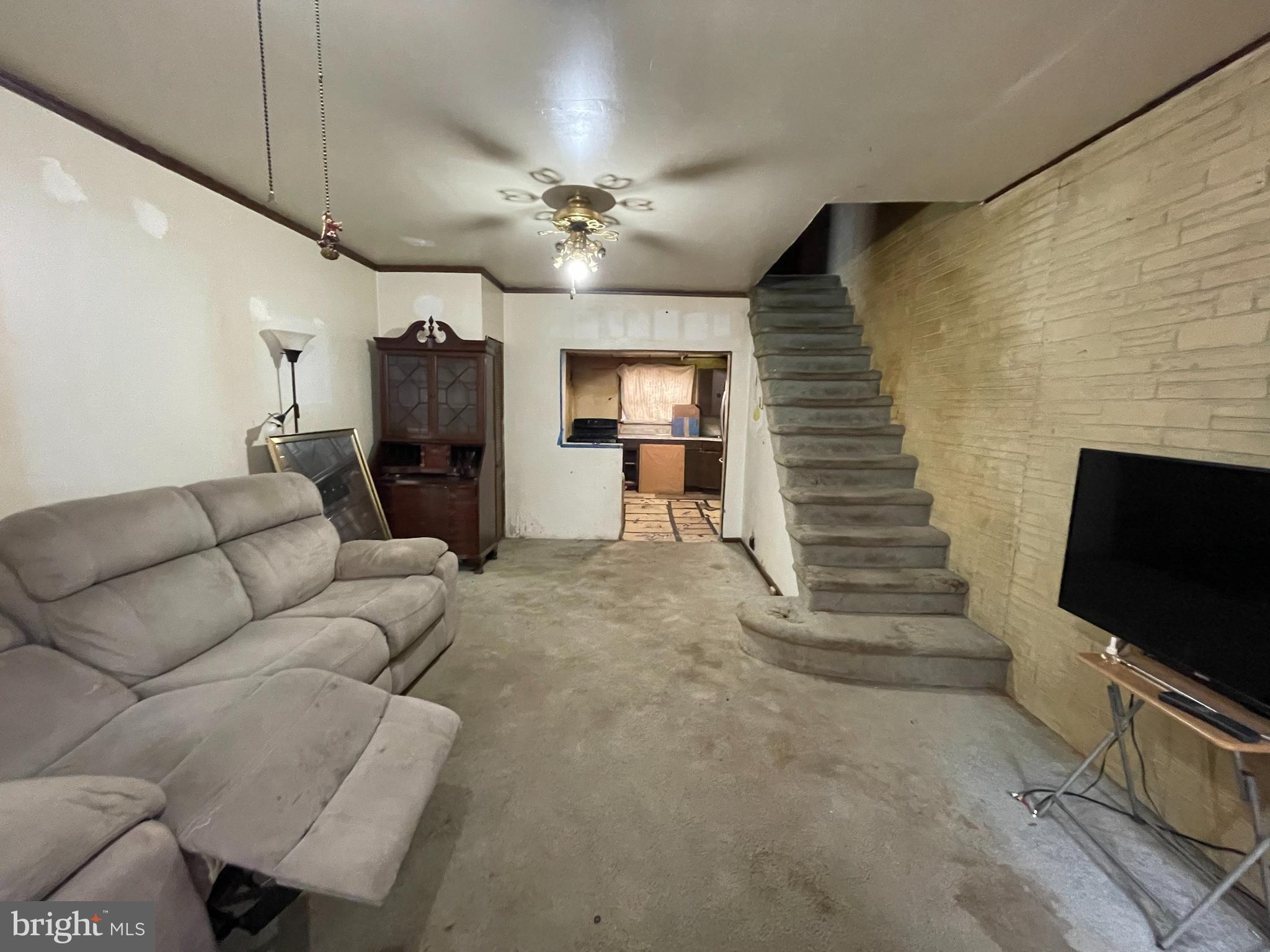 518 GREENWICH STREET