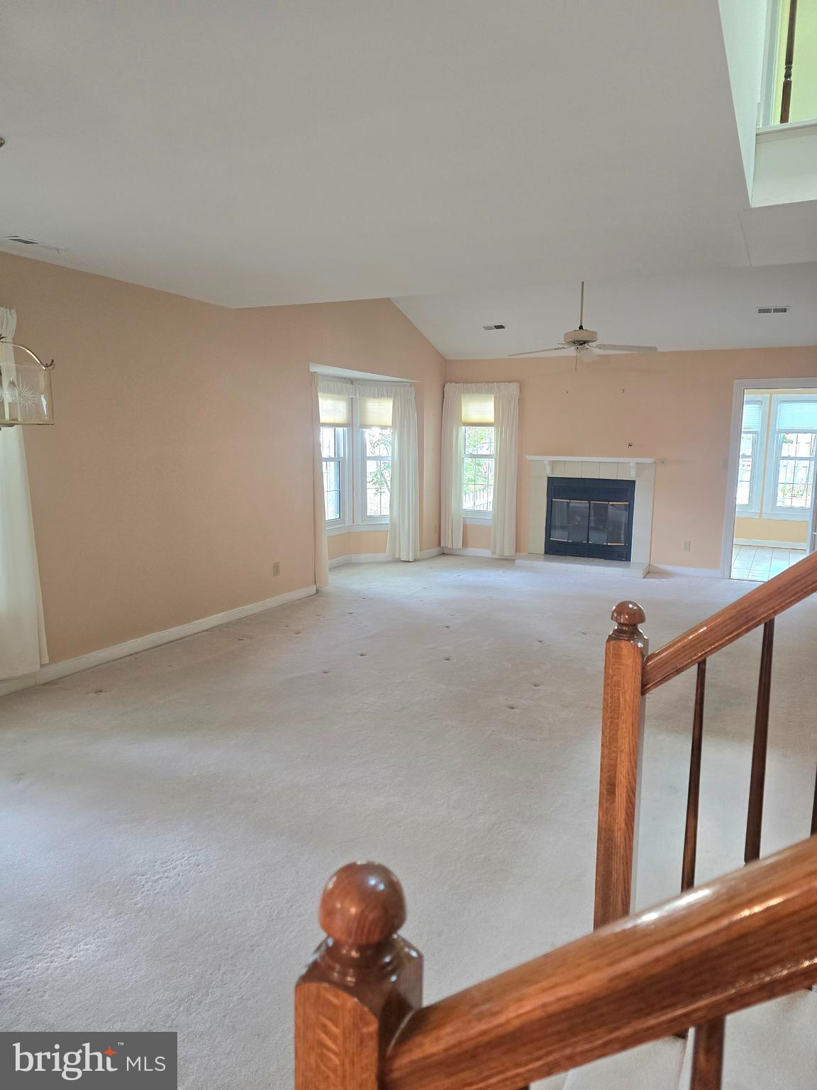 SUMMERLAKE - Residential