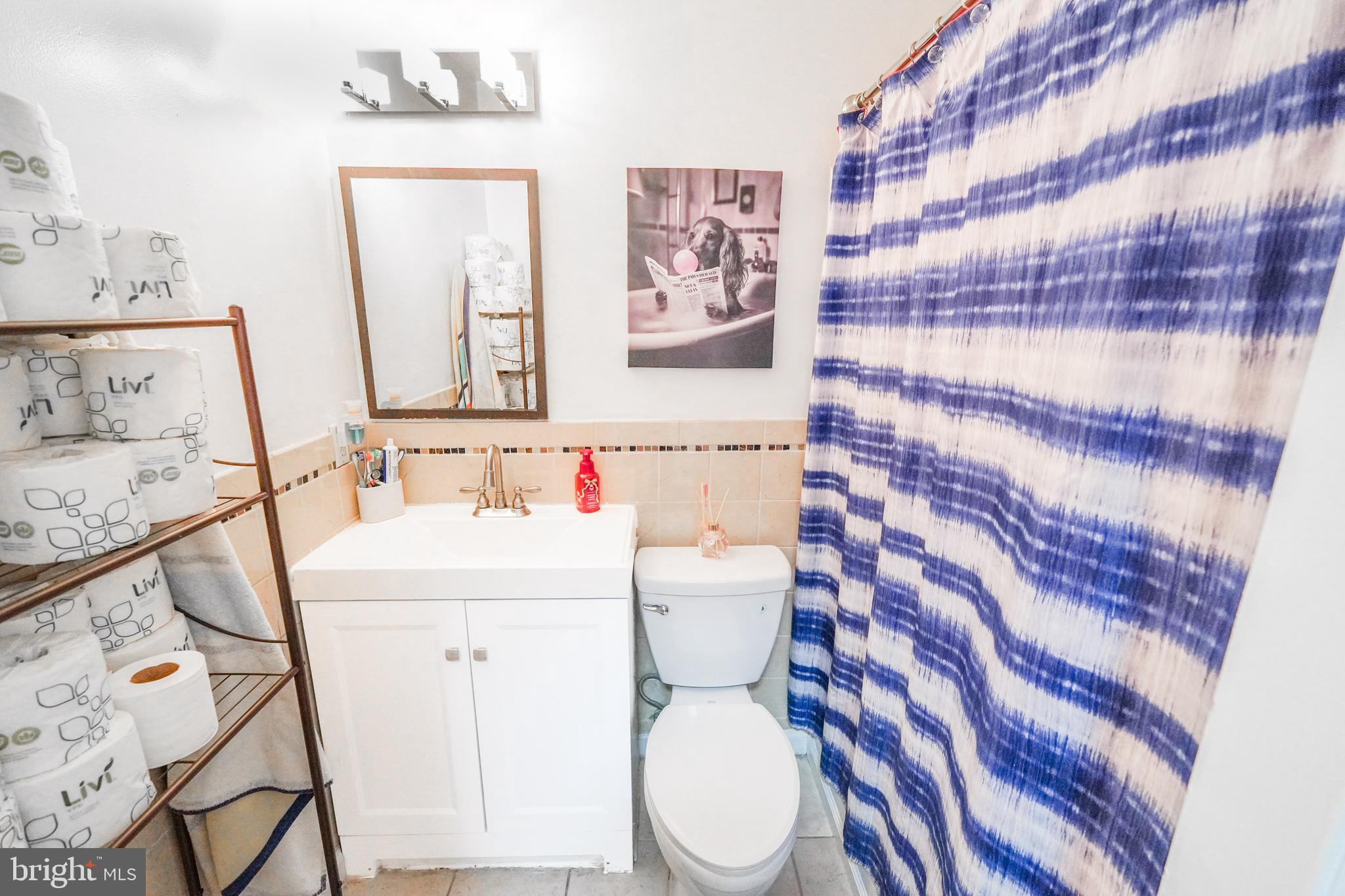 SHANNON SQUARE - Residential
