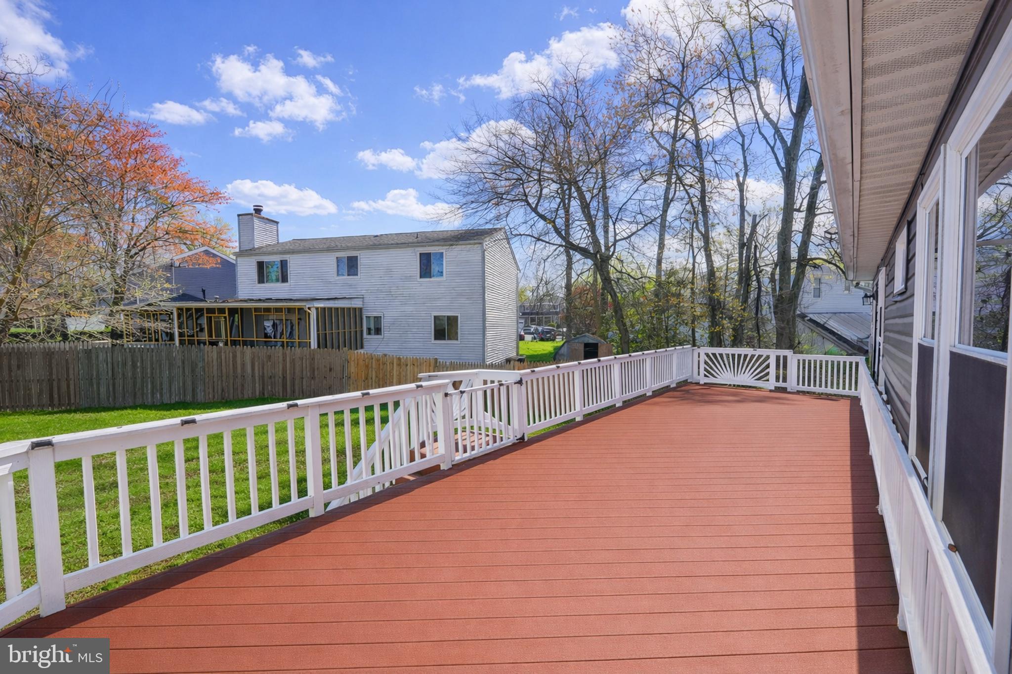 SHANNON SQUARE - Residential