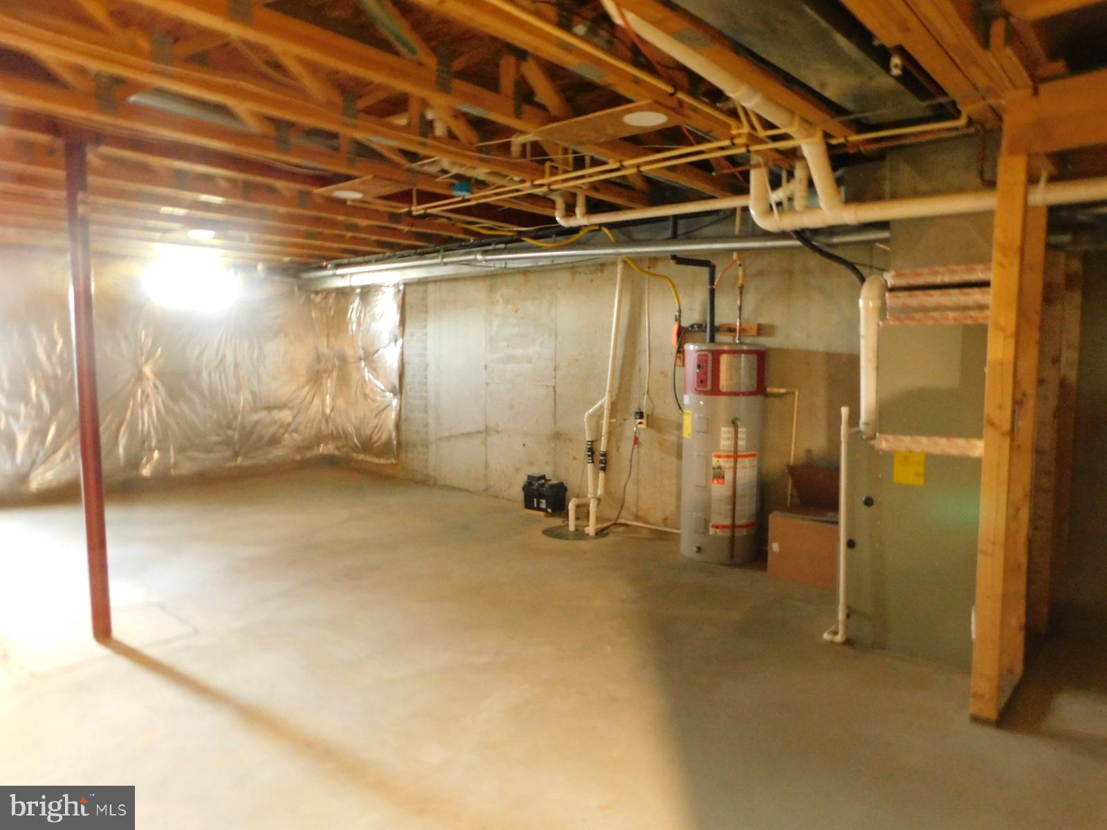 WALNUT MANOR - Residential