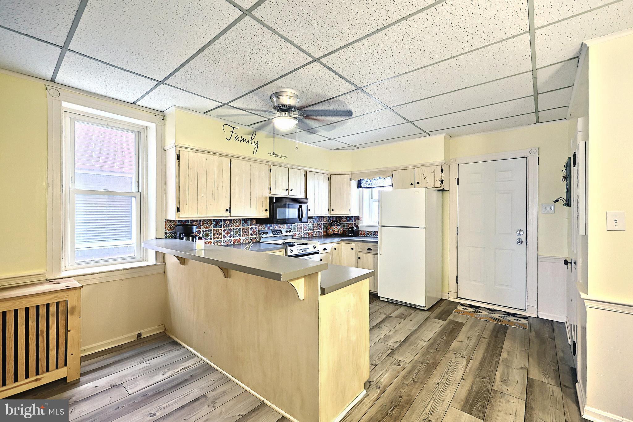 SPRING GROVE BORO - Residential