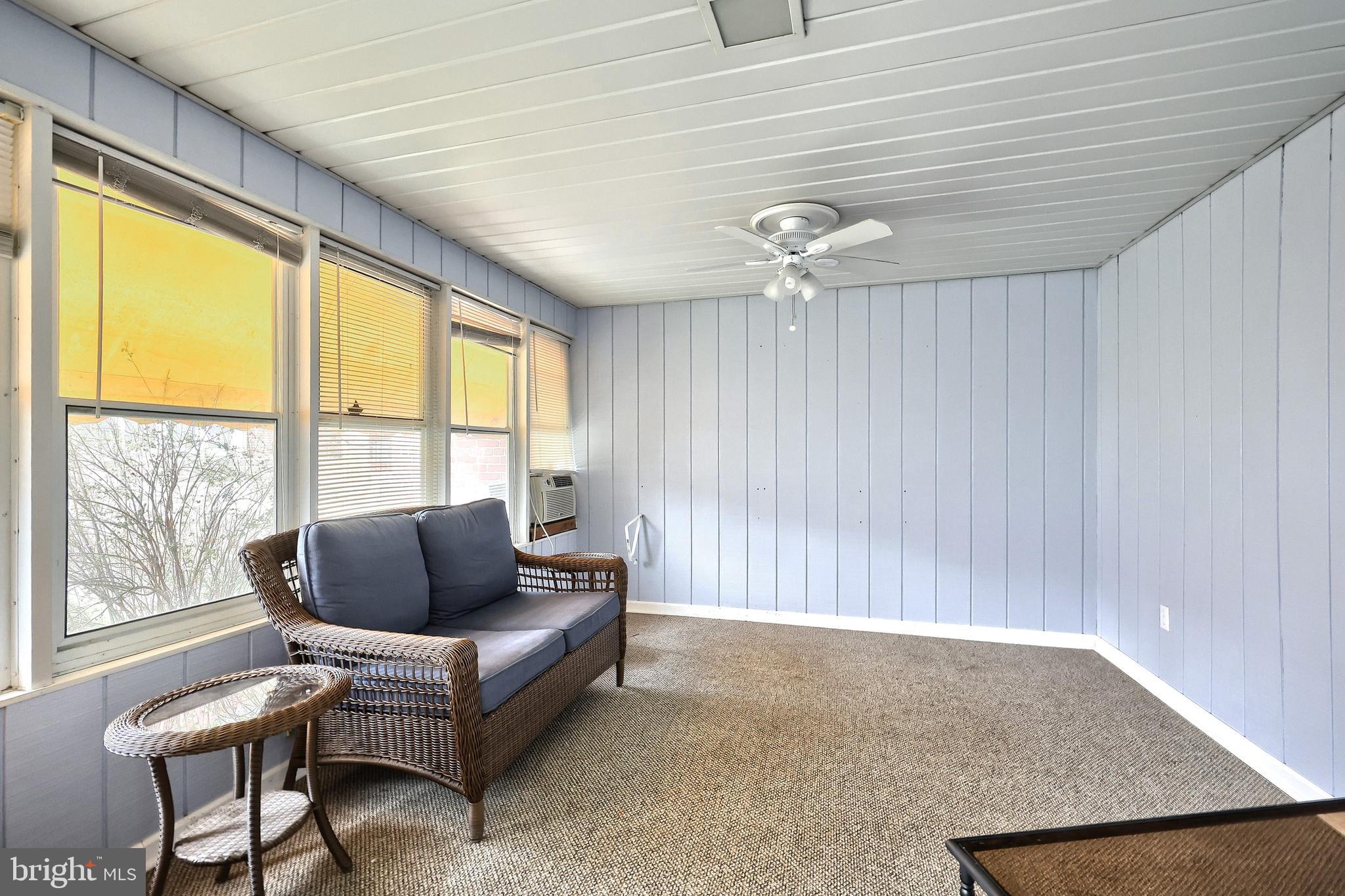 SPRING GROVE BORO - Residential