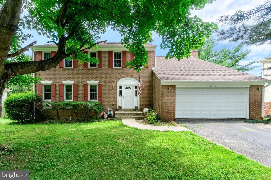 Available now!  Welcome home to this spacious SFH in Towlston Meadows.  This home offers 5 BR, 3.5 BA, eat in kitchen, laundry on main level, owner's suite with sitting room, finished walkout basement with separate BR & BA, fenced backyard and wood floor throughout the house.  Updated paint, updated carpet, newer cooktop, wall oven, washer & dryer and updated wood floor in family room.   Langley HS pyramid.  Pet is case by case with pet deposit.   This cul de sac location is convenient to I-66, Rt. 123 and Tysons.  Per CDC Guidelines, masks are required for everyone when entering the property.