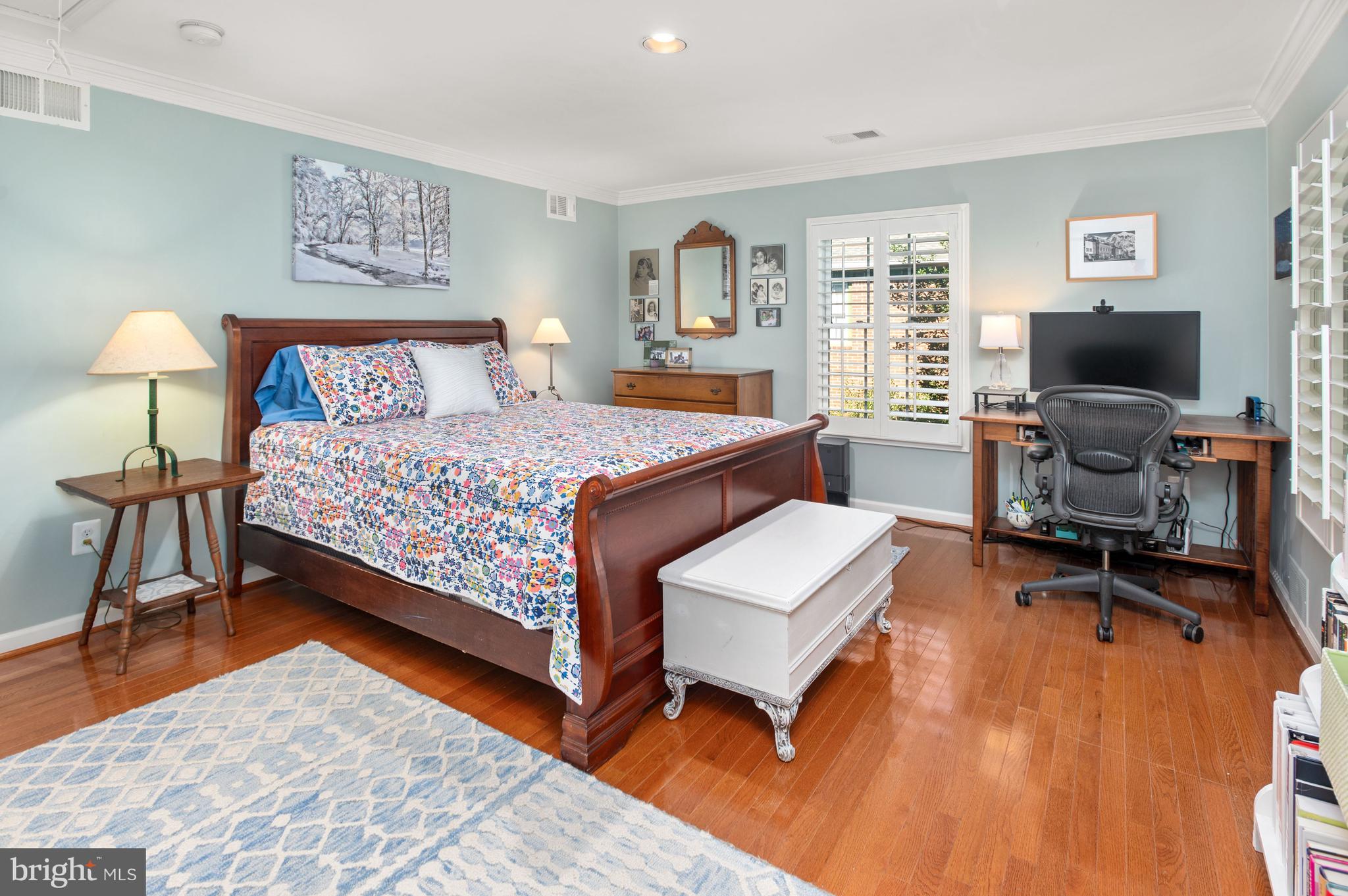 FOX HILLS - Residential