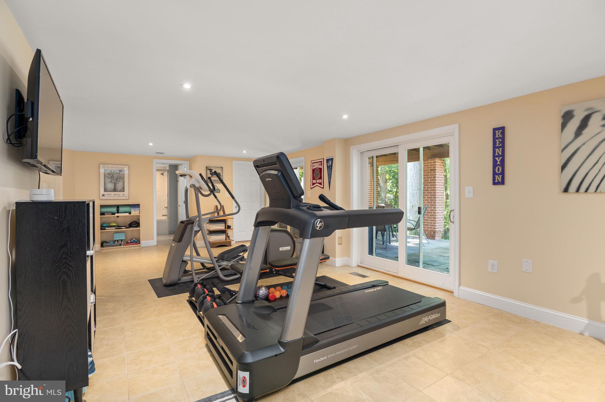 FOX HILLS - Residential