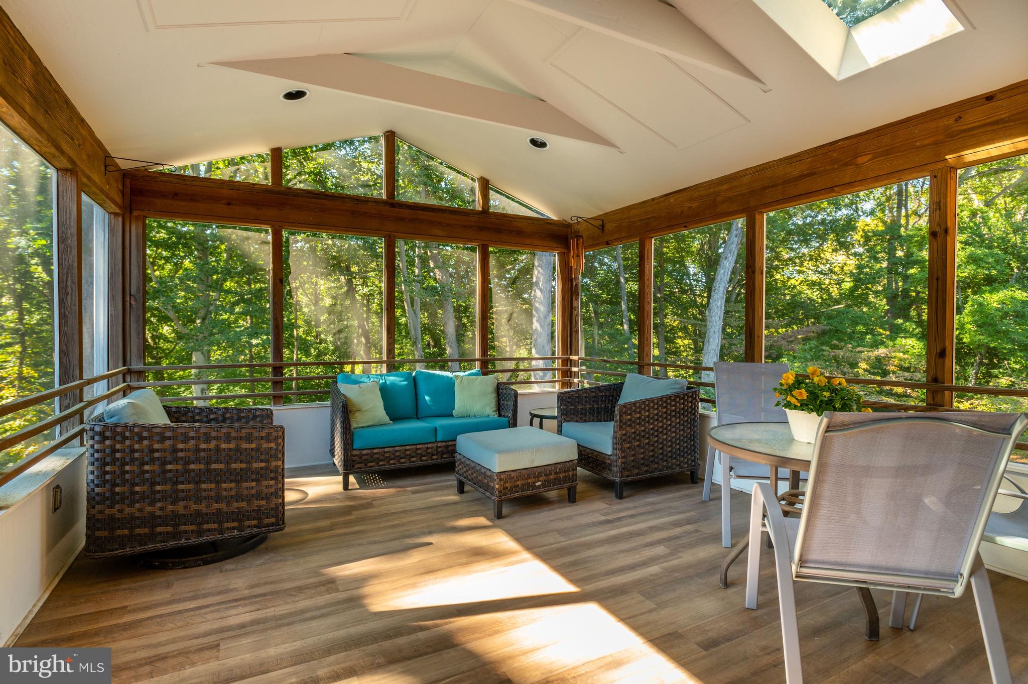 FOX HILLS - Residential