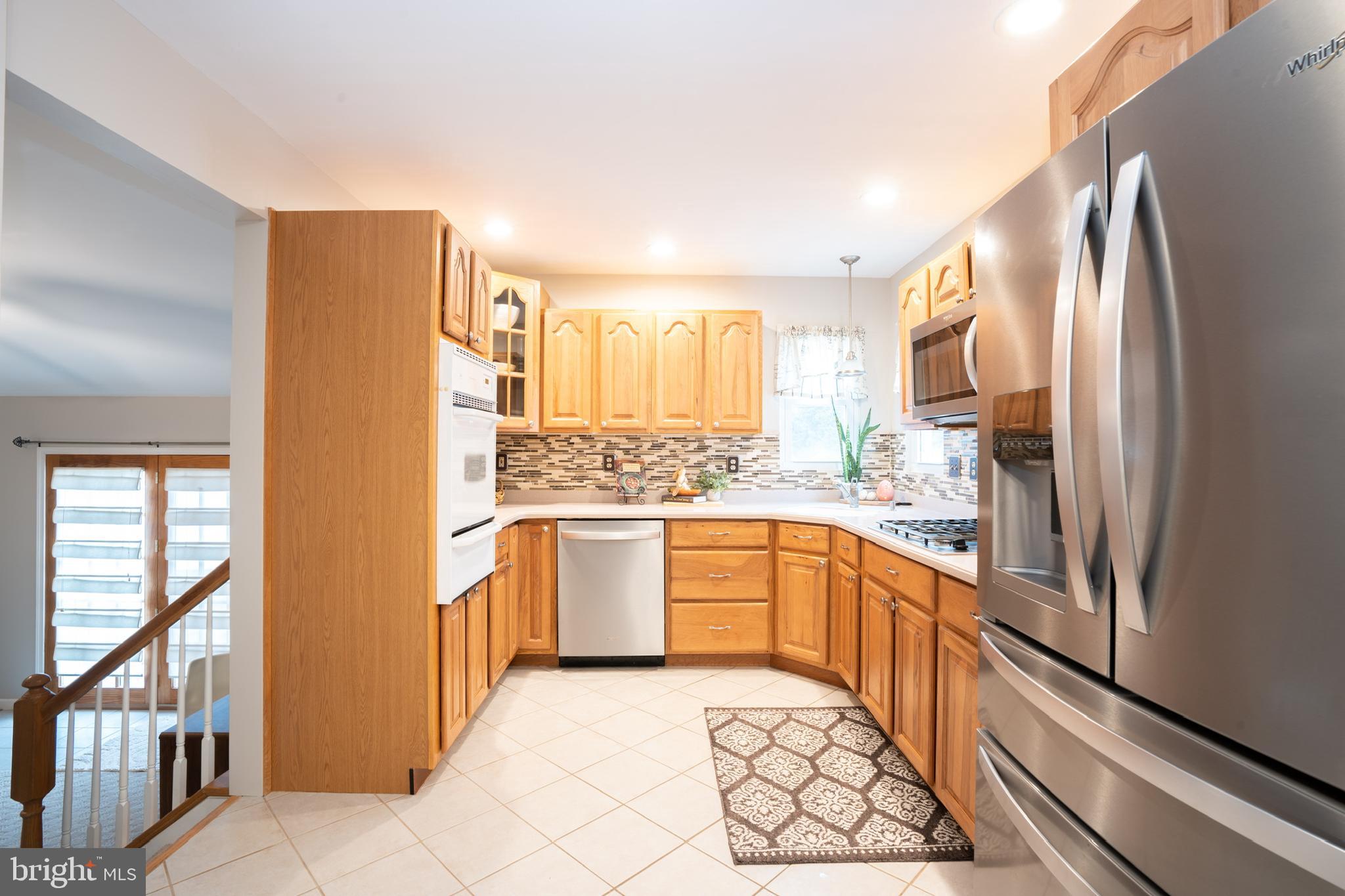 CRESTWOOD - Residential