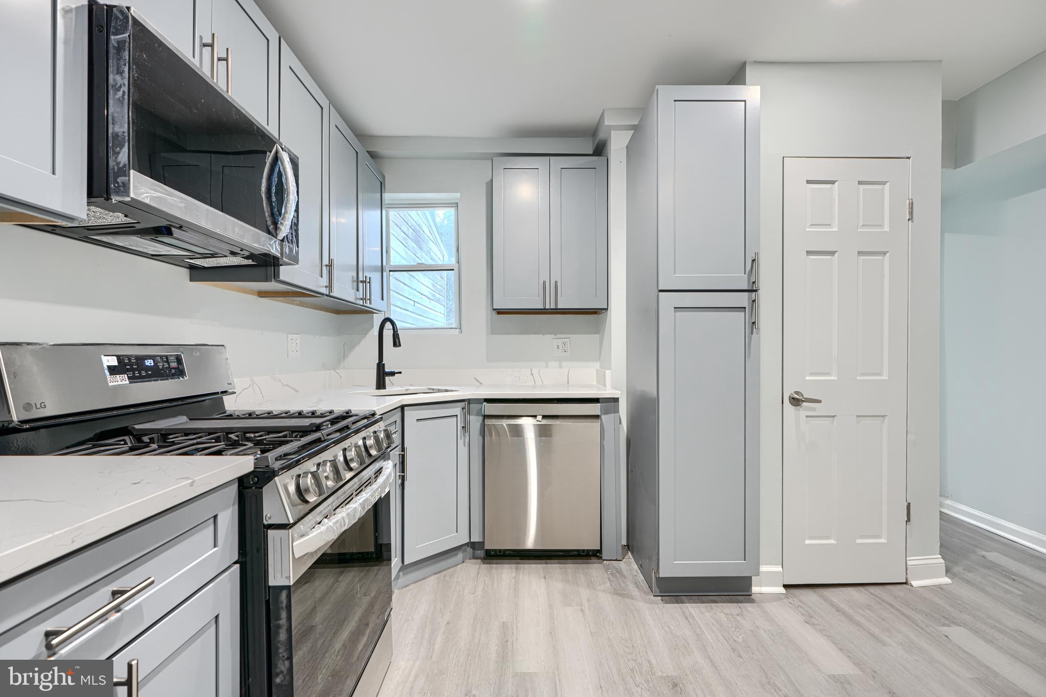 WAVERLY - Residential