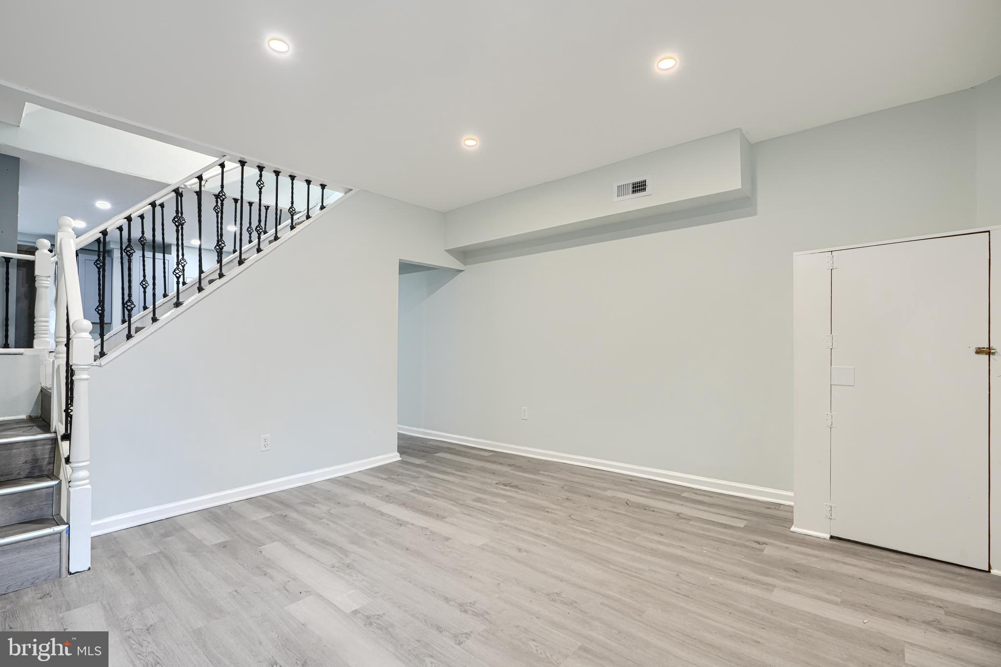 WAVERLY - Residential