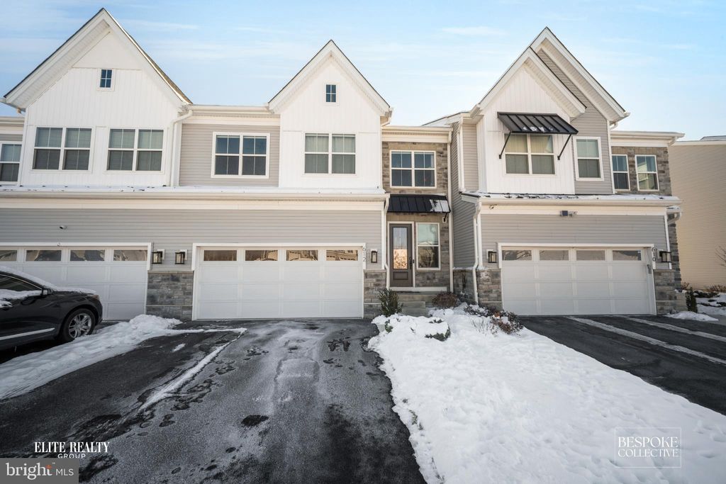 Photo of 612 Conrad Drive, WARRINGTON, PA 18976 (MLS # PABU2112820)