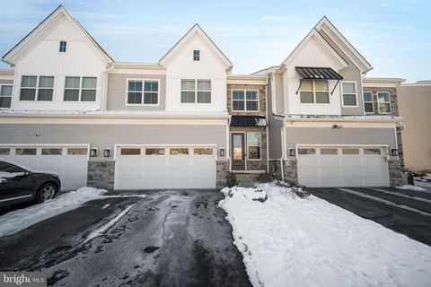 612 CONRAD DRIVE WARRINGTON PA 18976