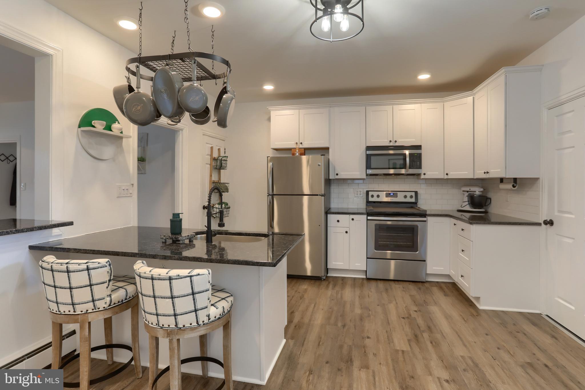 ELIZABETHTOWN BOROUGH - Residential