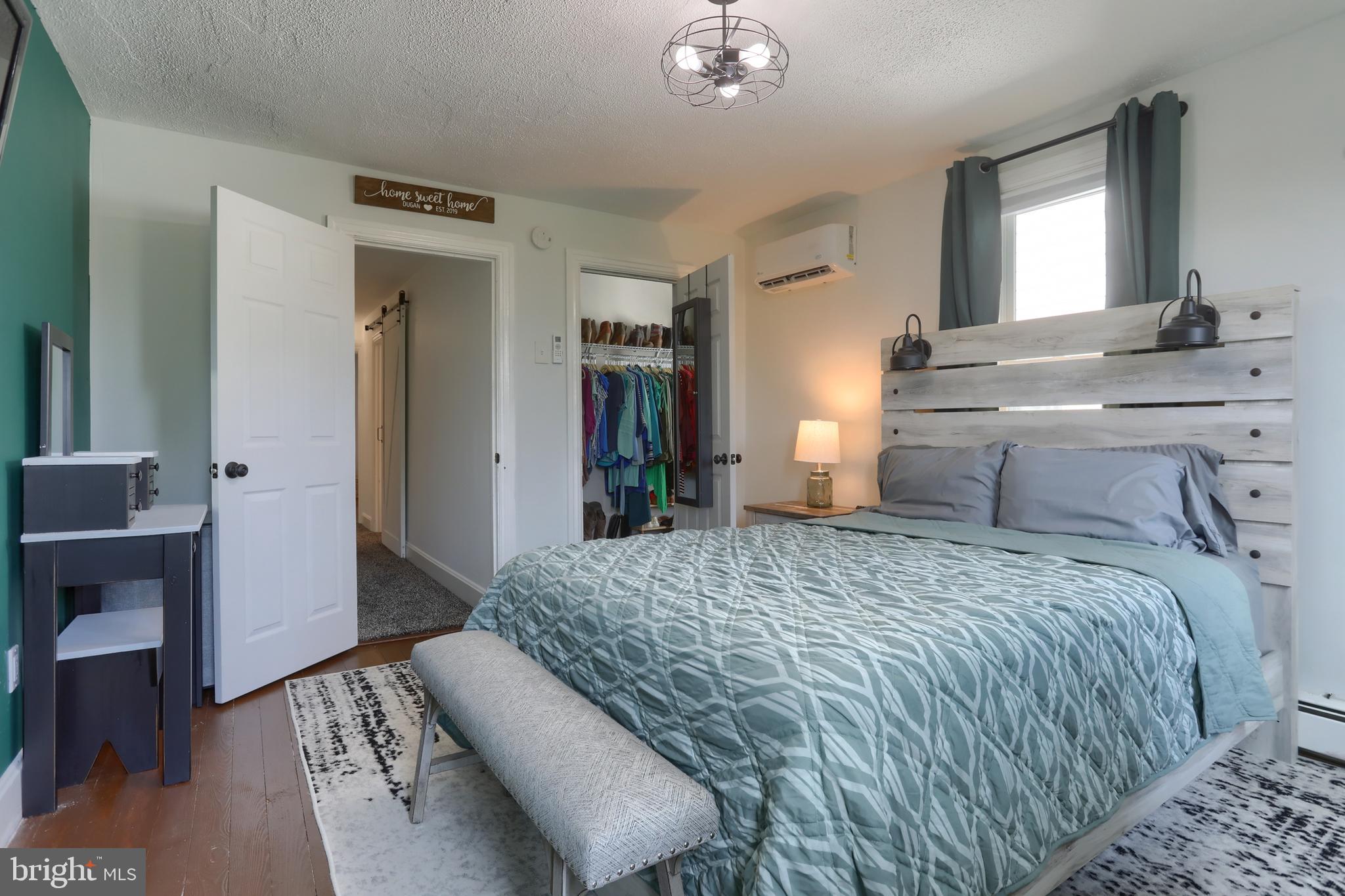 ELIZABETHTOWN BOROUGH - Residential