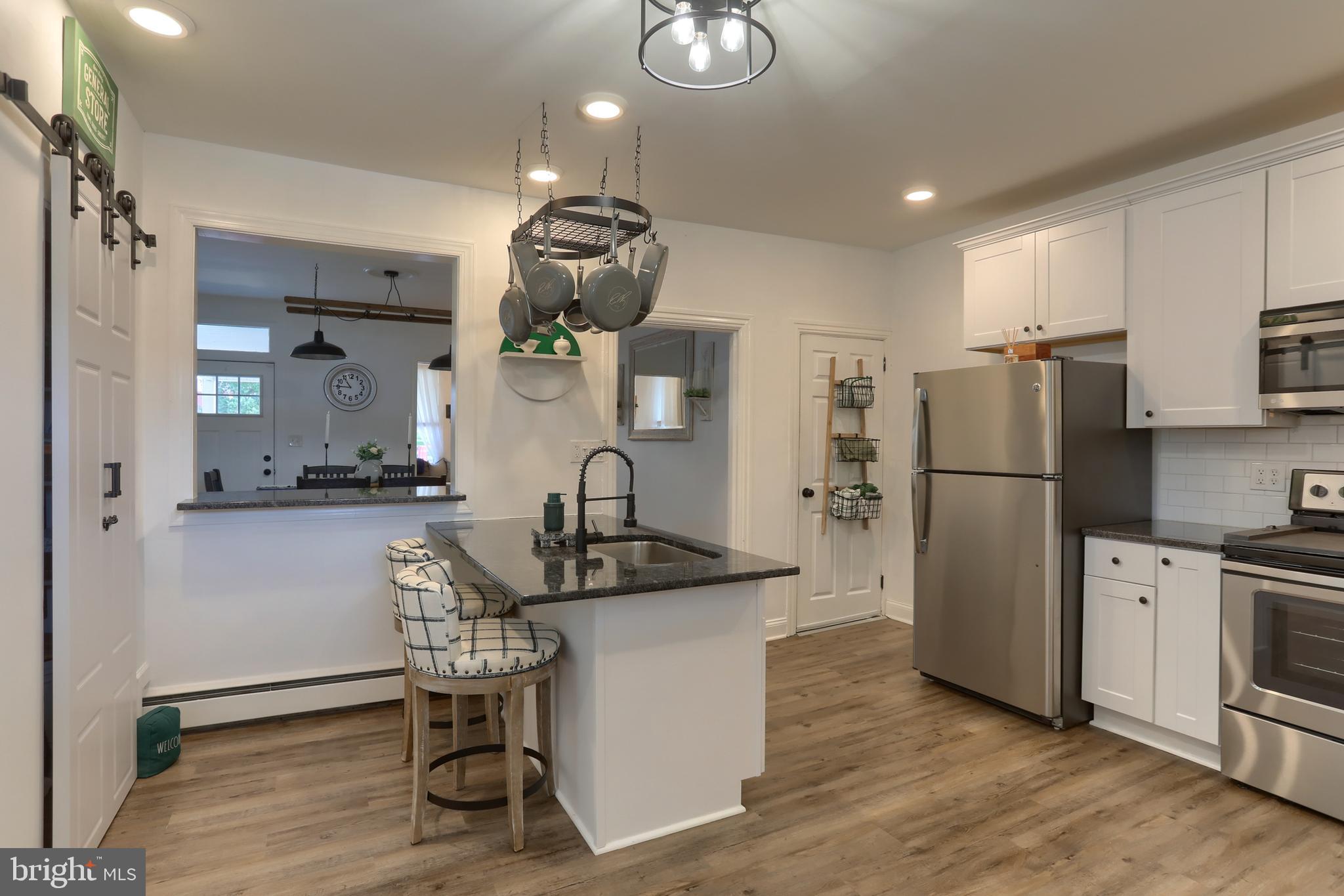 ELIZABETHTOWN BOROUGH - Residential