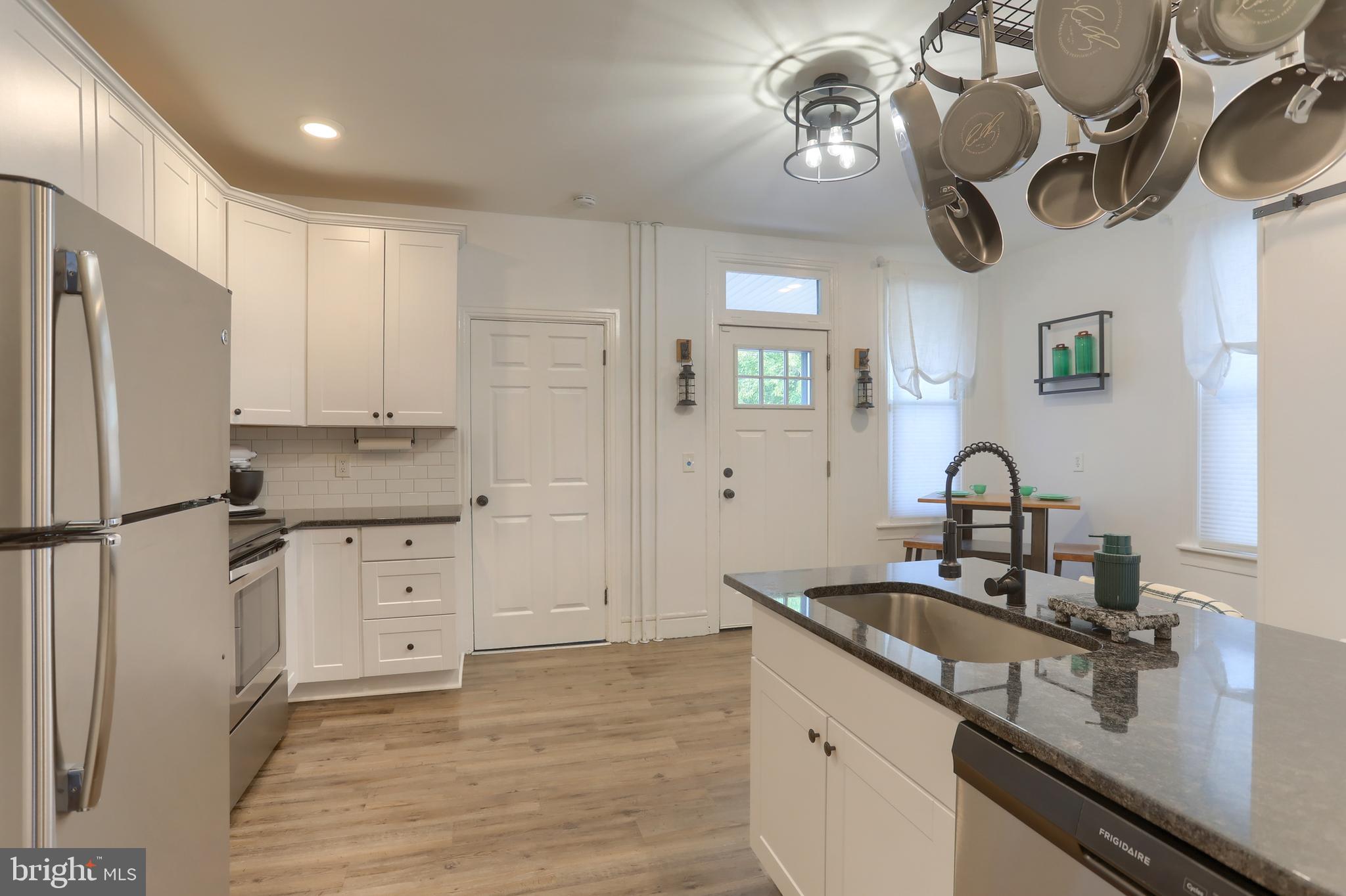 ELIZABETHTOWN BOROUGH - Residential