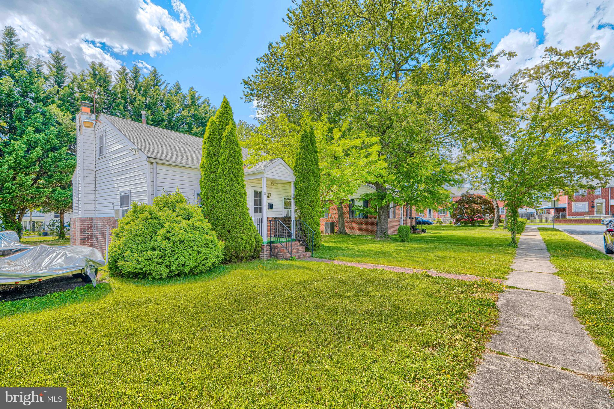 MIDDLE RIVER - Residential
