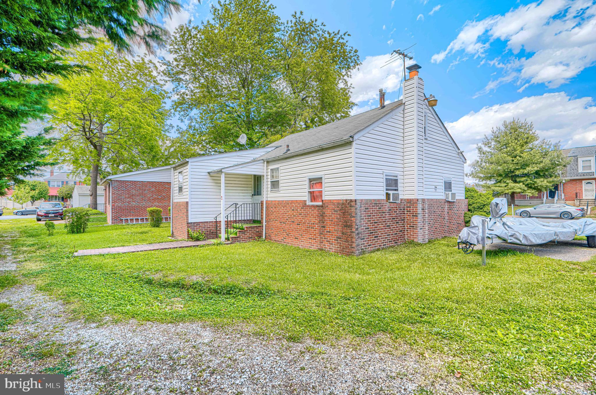 MIDDLE RIVER - Residential