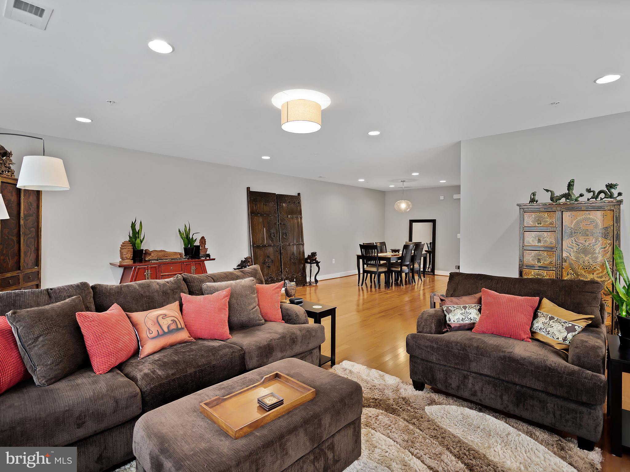 POTOMAC YARD CONDOMINIUM - Residential Lease