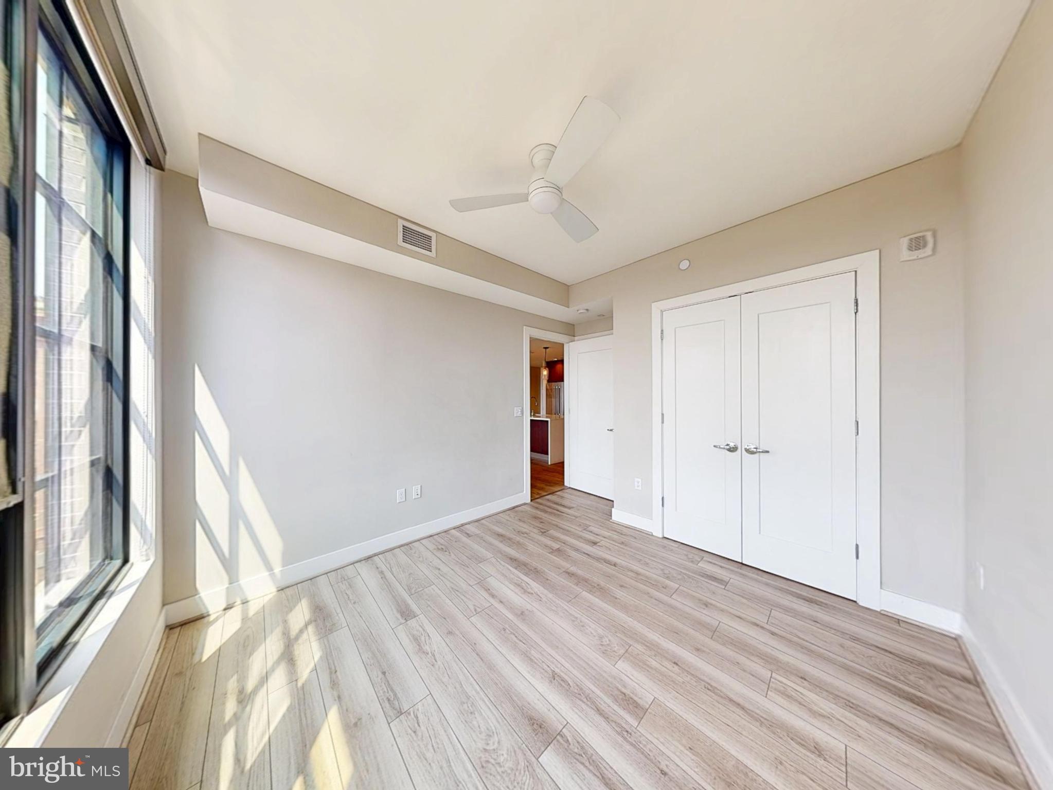 PIKE AND ROSE - Residential