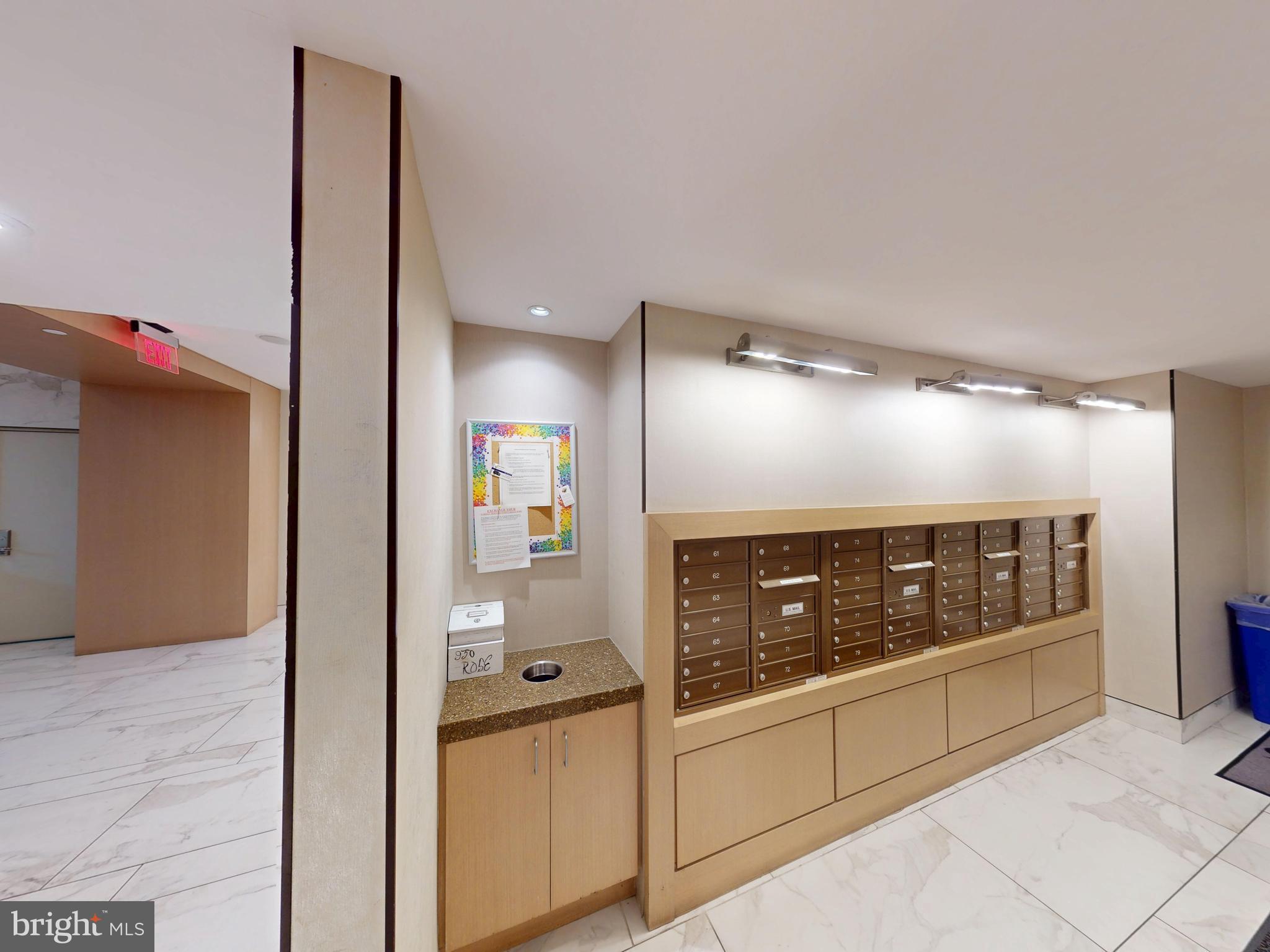 PIKE AND ROSE - Residential