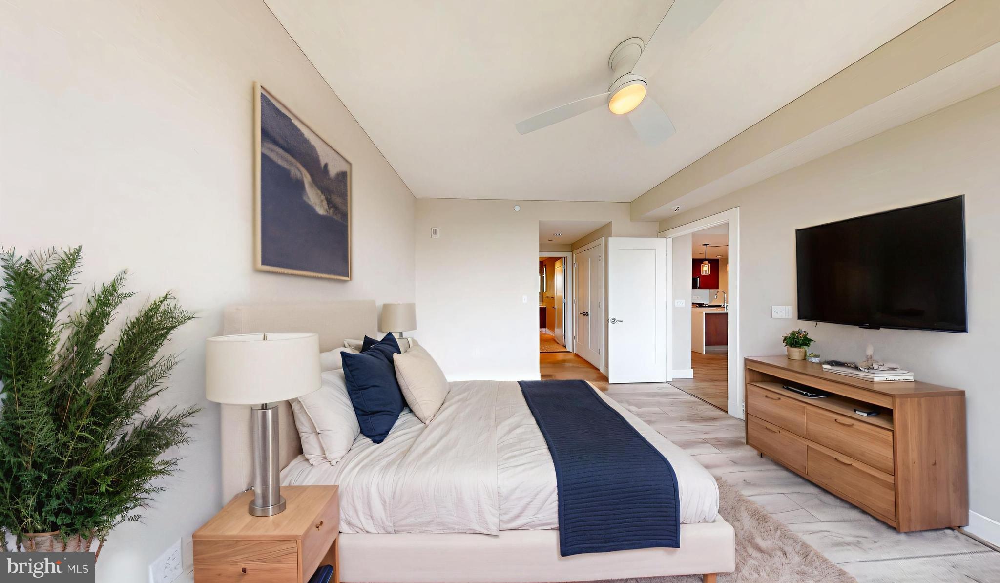 PIKE AND ROSE - Residential