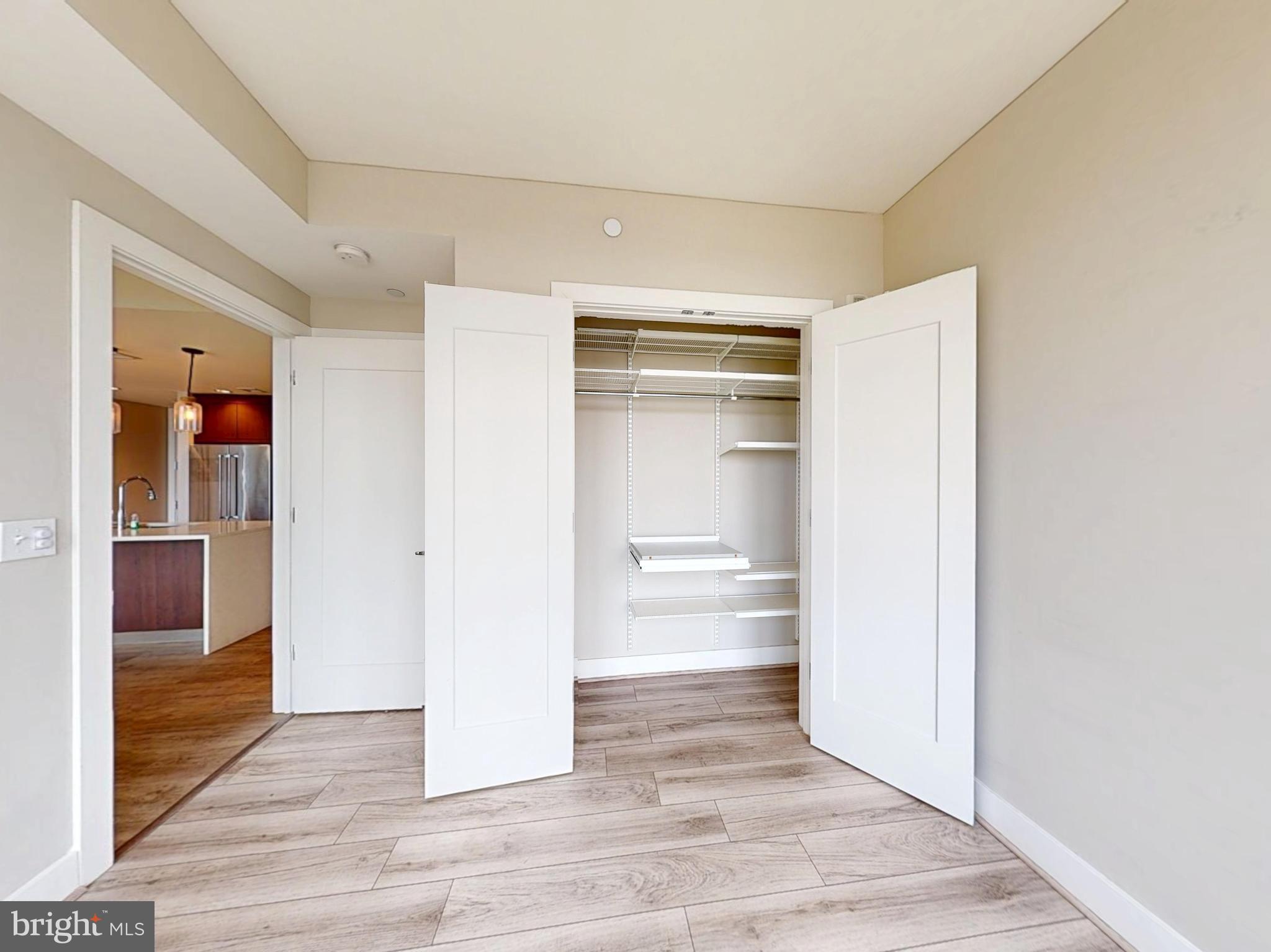 PIKE AND ROSE - Residential