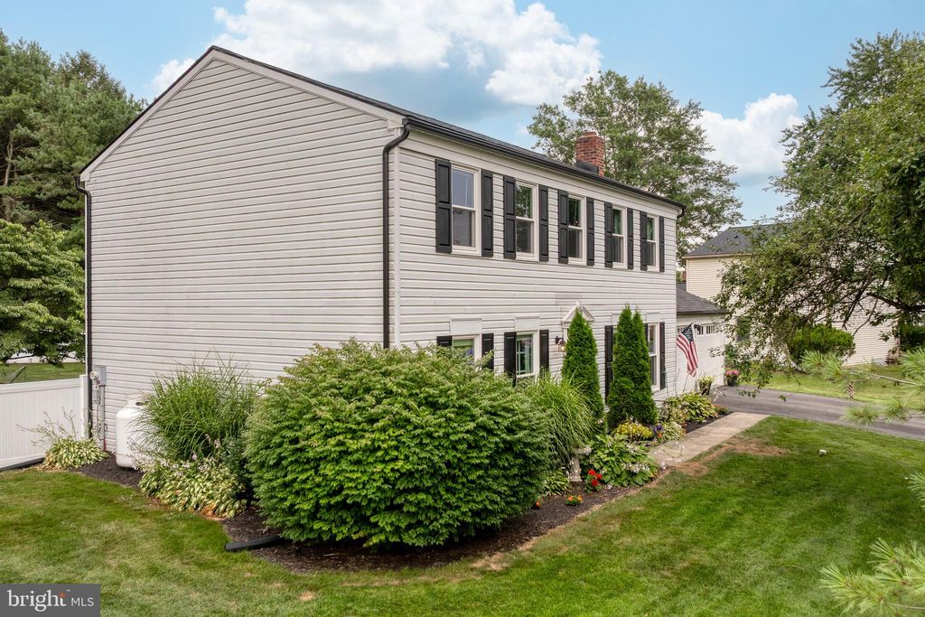 Photo of 3 Carlton Court, WILLOW STREET, PA 17584 (MLS # PALA2072740)