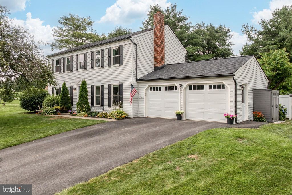 Photo of 3 Carlton Court, WILLOW STREET, PA 17584 (MLS # PALA2072740)