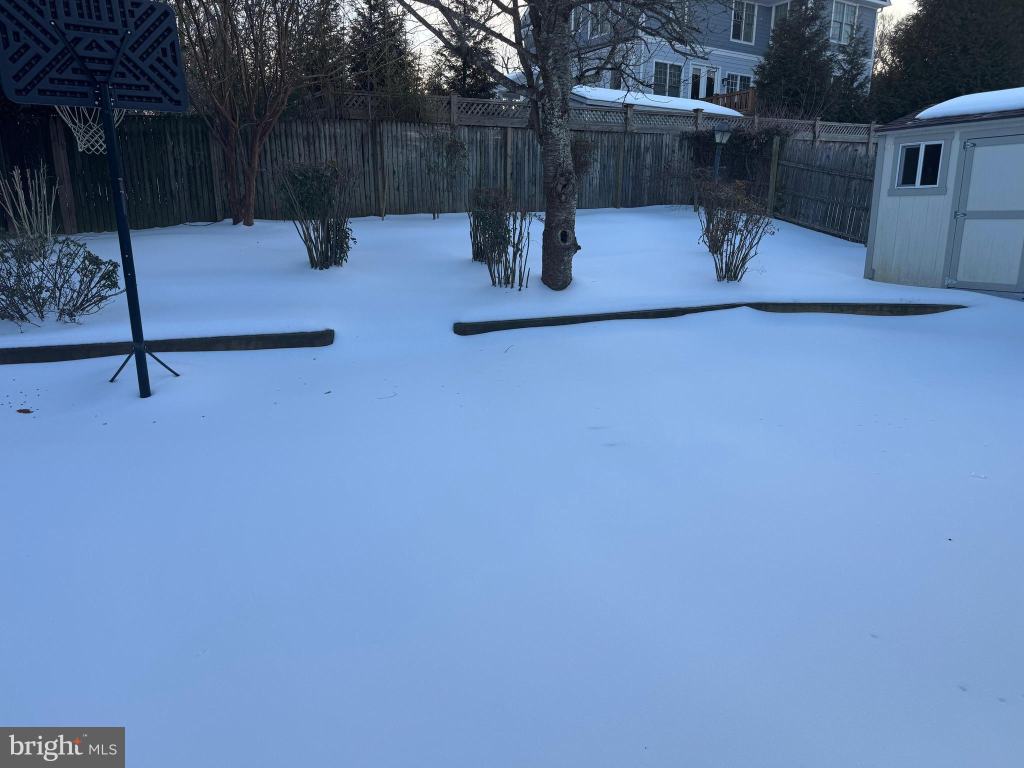 9207 HUNTING PINES PLACE