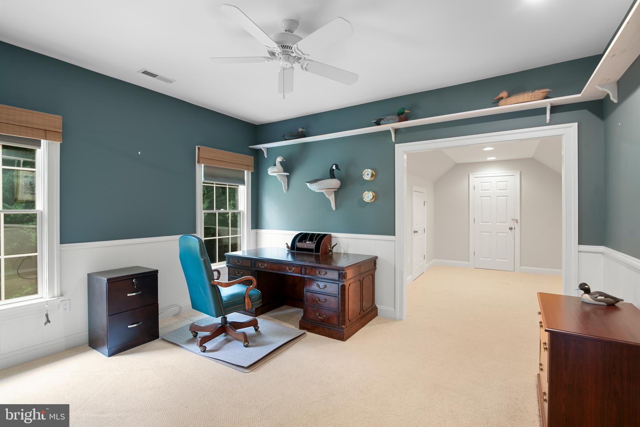 BAILEYS NECK - Residential