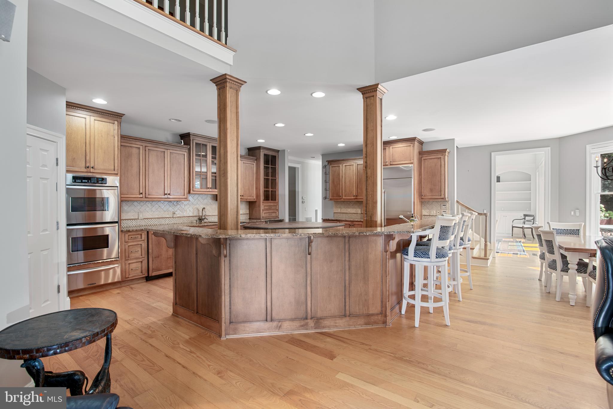 BAILEYS NECK - Residential