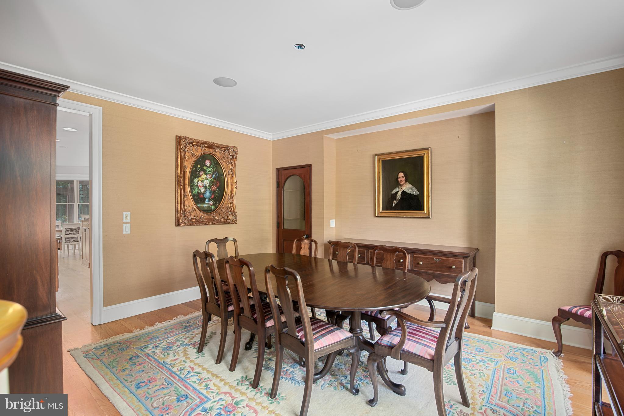 BAILEYS NECK - Residential