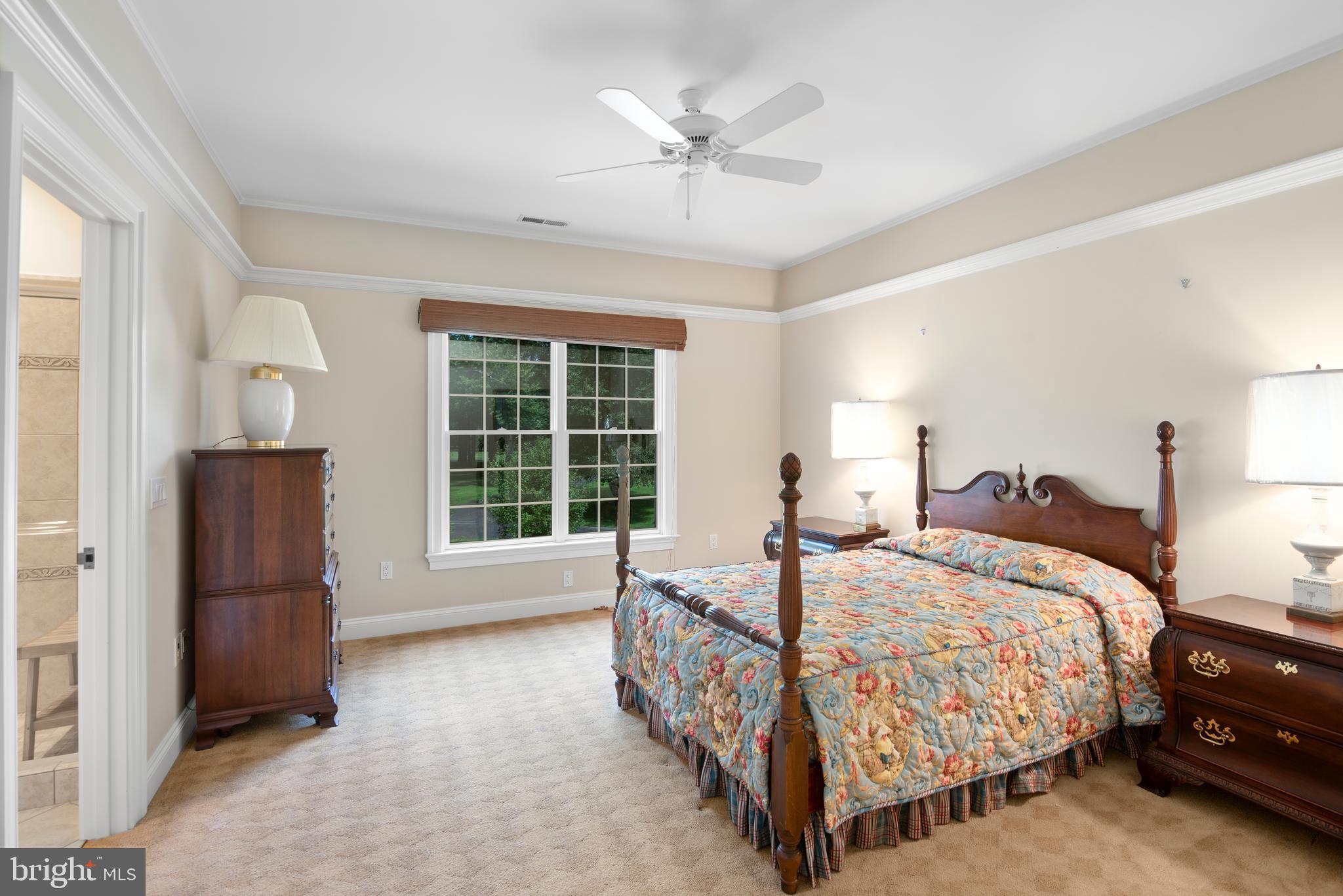 BAILEYS NECK - Residential